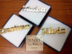Agujas de banda personalizadas - Insignias y pins - Mario Torres - Valencia
