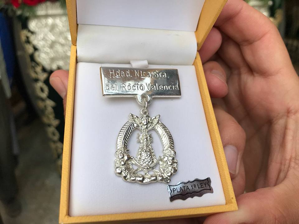 Medalla Virgen del Rocio - Hermandad Nuestra Señora del Rocío de València - Mario Torres Artesanía