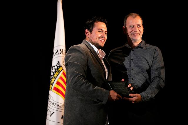 Col·legi de Bibliotecaris de la Comunitat Valenciana hace entrega de los reconocimientos a sus Másters - Mario Torres  Artesania - Valencia